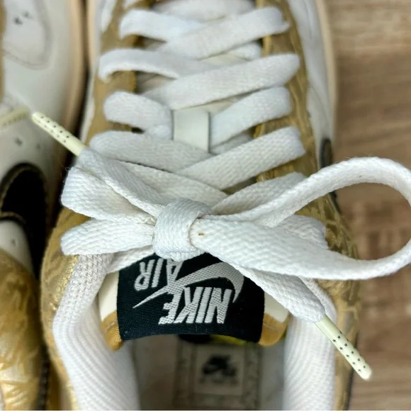 Nike Air Force 1, Cream and Gold size 5.5y (7w) - Picture 6 of 10